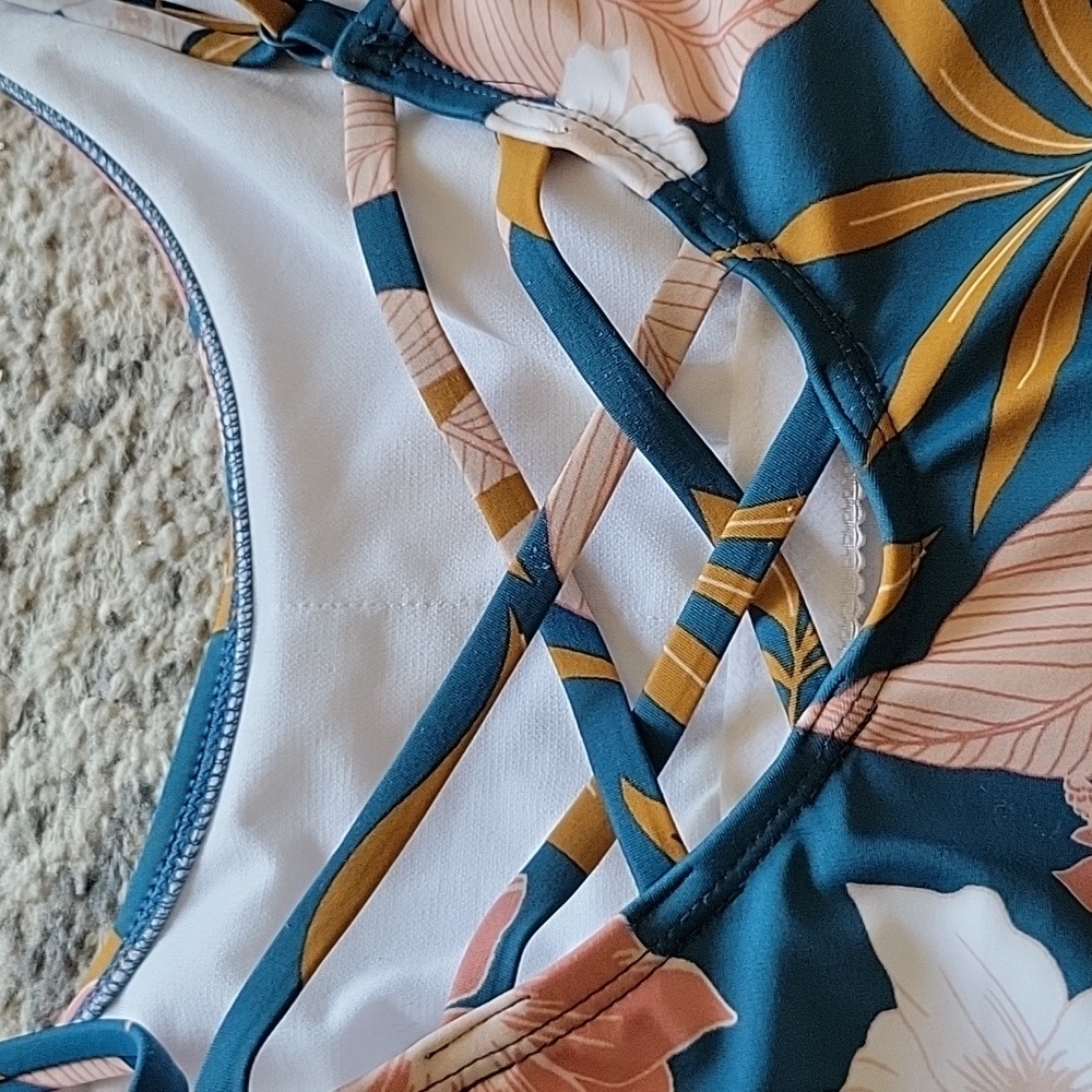 Kona Sol One Piece Swimsuit Size Large - Picture 4 of 6